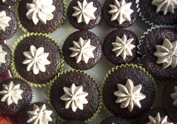 Recipe: Oreo Crumble Cupcakes