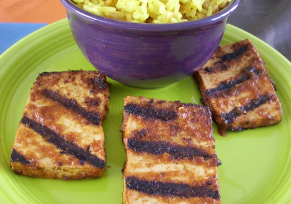 Recipe: Barbecue-Grilled Tofu and Yellow Rice