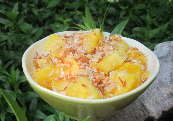 Recipe: Tropical Pineapple Salad
