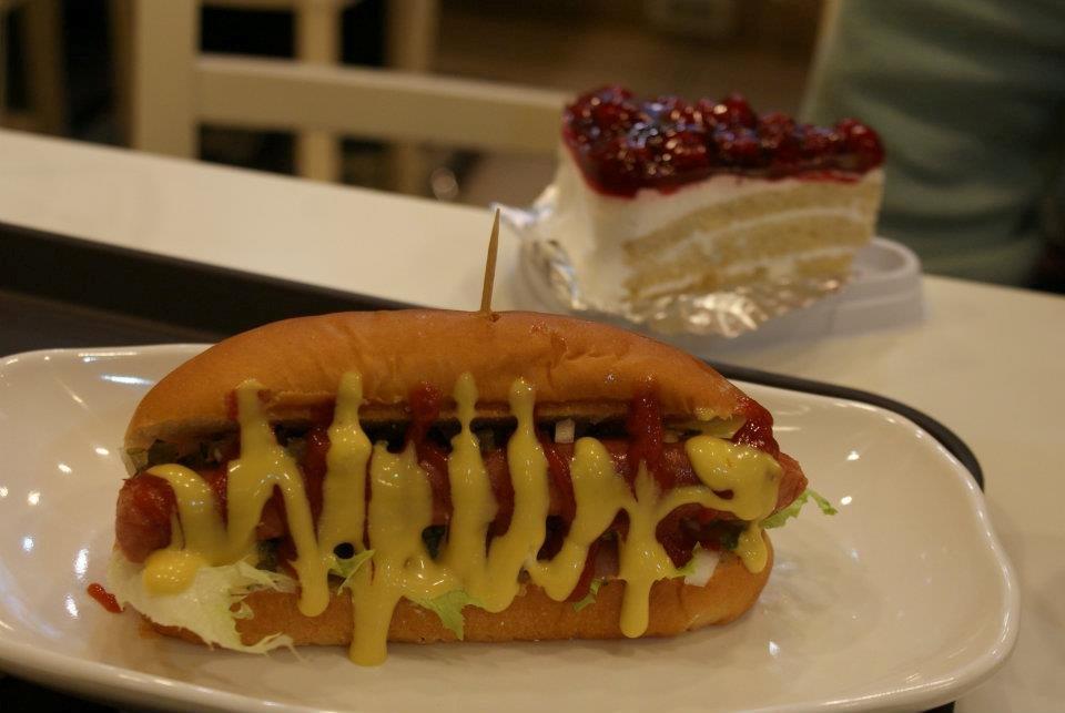 loving hut seoul hot dog