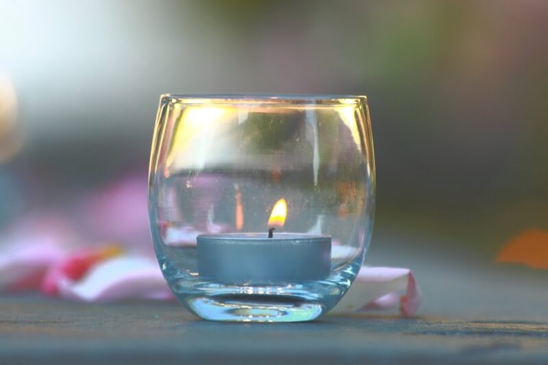 candle-1039538_1920 (1)