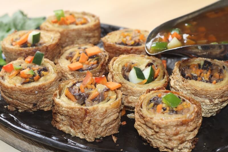 Daily Veggie n Cafe - Tao Pao Rolls