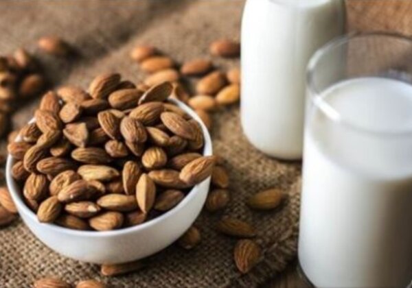 How to Make Vegan Milk at Home